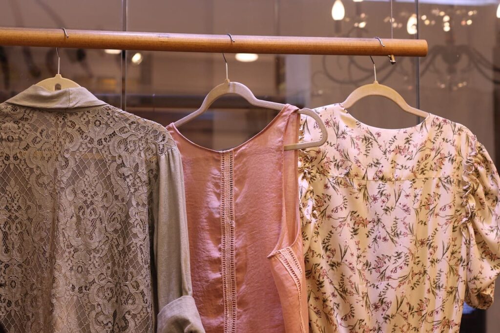 як організувати гардероб