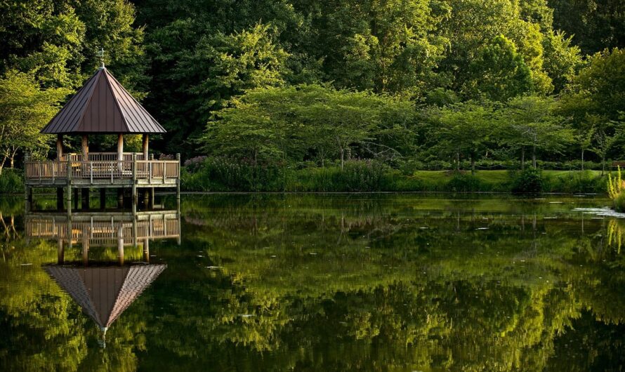 Костер, беседка и садовые фонари – что еще сделает ваш двор идеальным?