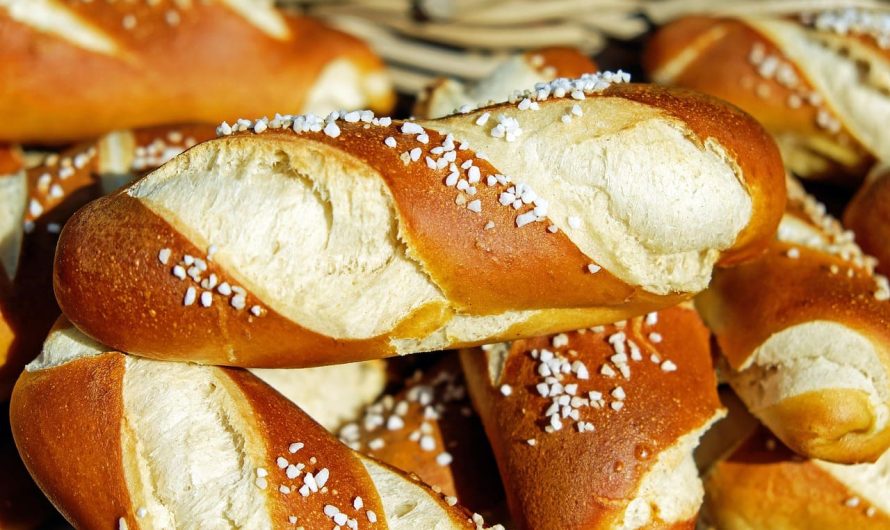 Рецепт хлібців із кунжутом: хрустка та корисна випічка