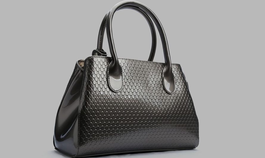 Одна сумка – сотні образів! Як вибрати універсальний аксесуар на всі випадки життя