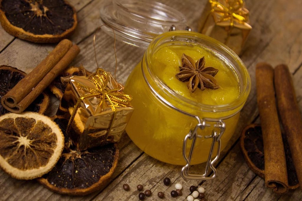 компот из яблок и корицы