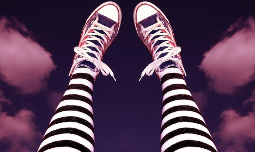 Яскраві колготки: стильний тренд чи модний провал?