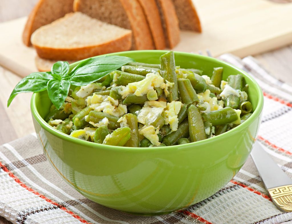 салат із зеленою квасолею