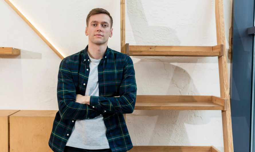 Мінімалізм — це не тільки для жінок! Чому чоловіки мають обирати простоту?