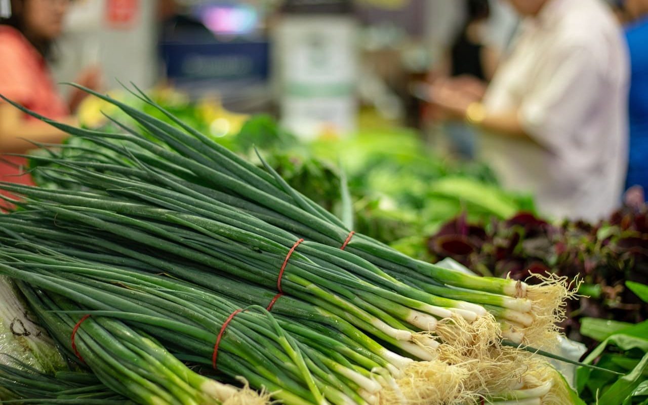 Як зберігати зелену цибулю