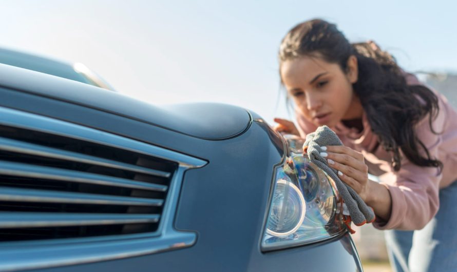 Не игнорируйте эти знаки! Что делать, когда под авто появляется пятно