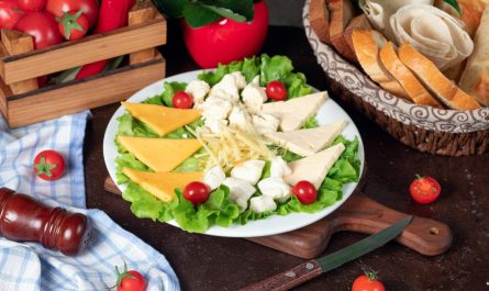 салат з твердим сиром