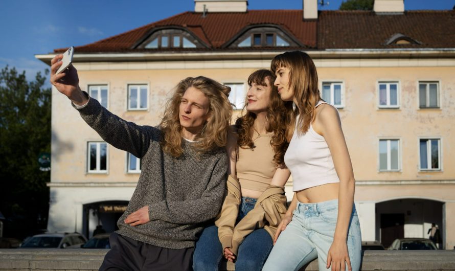 Чи справді стилісти в Instagram знають, що модно?