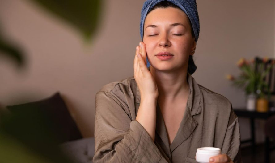 Твоя шкіра сяятиме! Прості секрети правильного зволоження