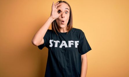 футболки с логотипами