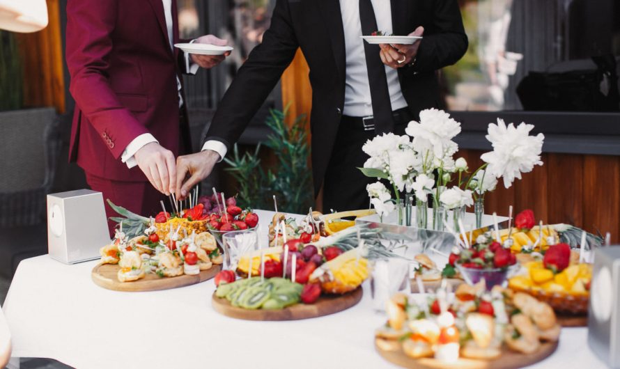 Как накрыть шведский стол дома — легко и вкусно!