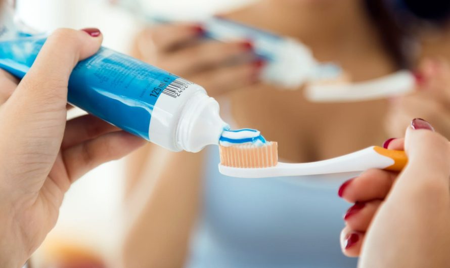 Зубная паста, которая спасет в быту: семь неожиданных идей