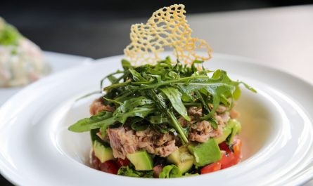 салат із сардинами