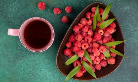 компот из малины и ягод