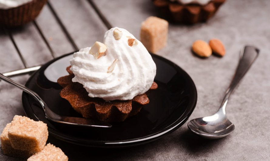 Как взбить сливки, чтобы получилось идеально с первого раза?