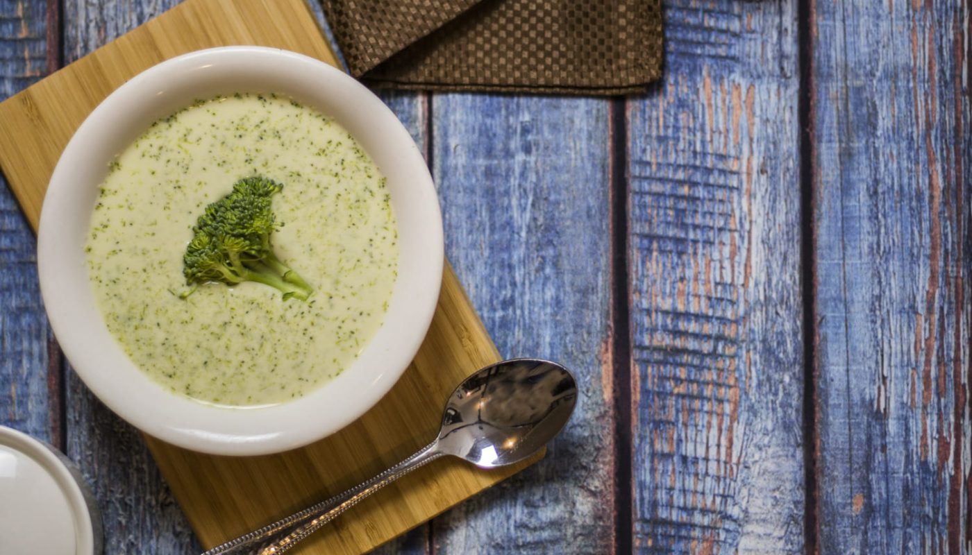крем-суп із броколі