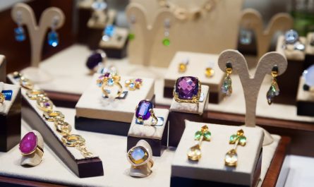 як правильно комбінувати прикраси