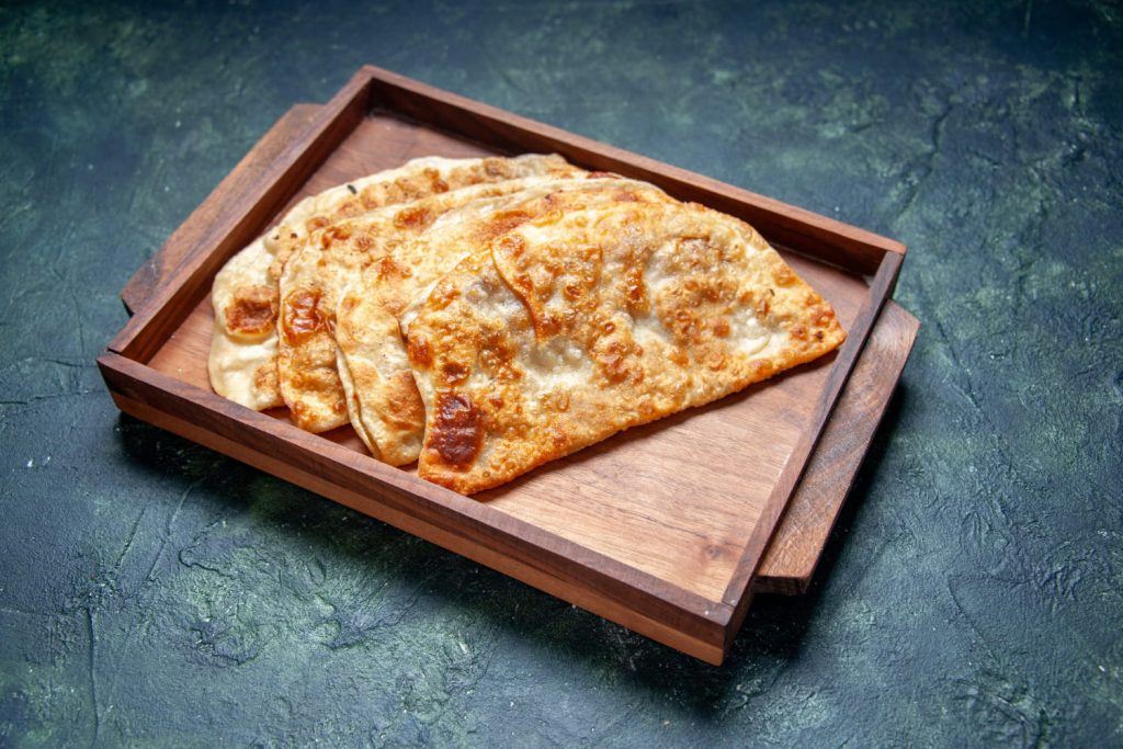 как приготовить сочные чебуреки