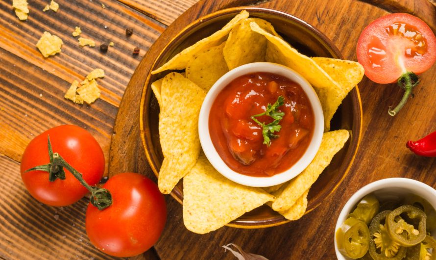 Однажды сваришь, и будешь готовить каждый год: острый соус чили по-домашнему