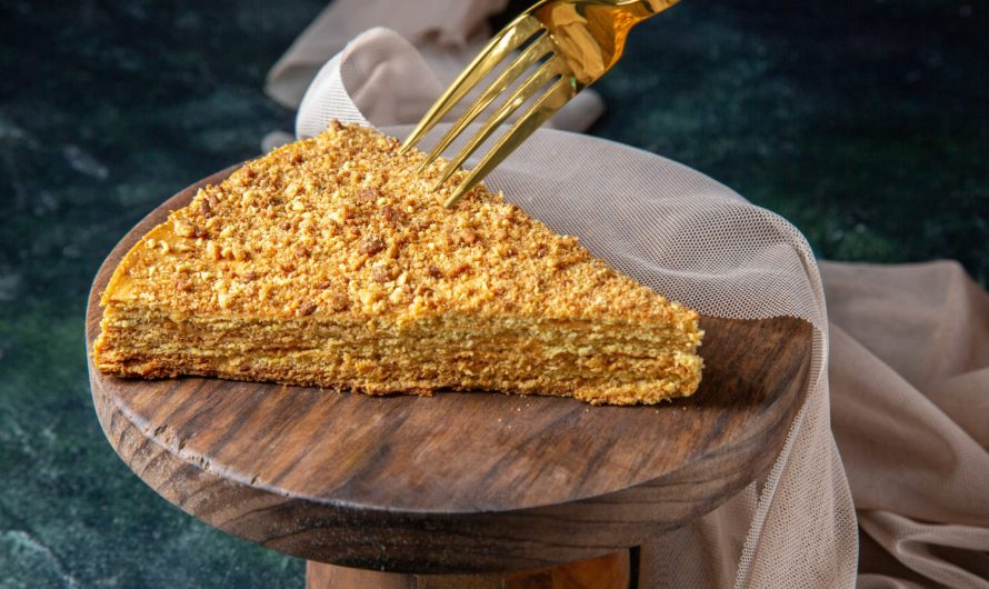 Торт за 15 минут без духовки: медовый шедевр, который обожают все