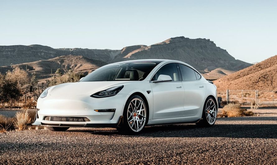 Электромобиль Tesla Model 3 4WD 2023: полный обзор и преимущества модели