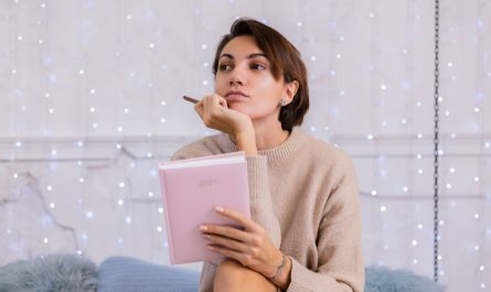 Пошук відповідей у зірках