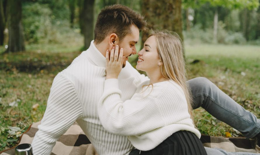 Зірки і кохання: як астрологія покращує стосунки